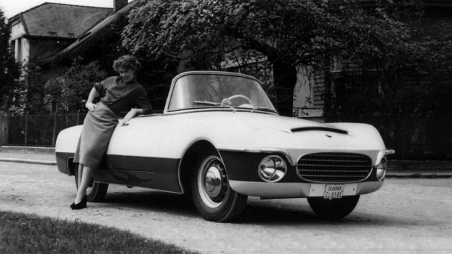 Škoda 440 Karosa: pokus o stylovku z ČSSR byl předem odsouzen k nezdaru