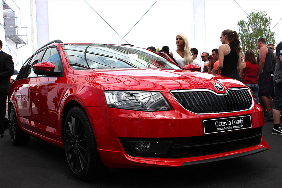 Шкода форум. Skoda Octavia Sport 2014. Skoda Octavia Sport 201. Спортивный пакет Octavia a7. Спорт пакет Octavia a5 FL.