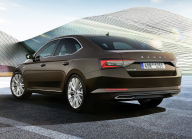 Peut-on encore reconnaître le pays d'origine de cette voiture ? 2 - Skoda Superb LaK 2020 nove foto 02