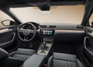 Peut-on encore reconnaître le pays d'origine de cette voiture ? Et est-ce vraiment indispensable ? - 3 - Skoda Superb LaK 2020 nove foto 03