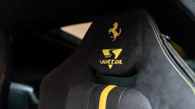 Mistr světa F1 rozprodává svou sbírku aut. Má v ní stroje konkurentů i vůz z bondovek