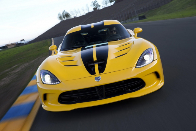 SRT Viper dorazí do Evropy i oficiálně, ale až v roce 2014