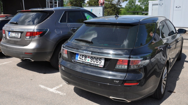 Rarita, jež zabil krach Saabu, se nakonec dostala na silnice. 9-5 SportCombi je i v ČR