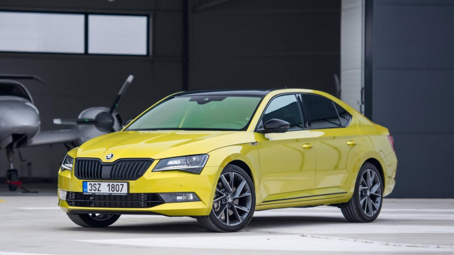 Škoda Superb SportLine ukázala v detailu svou Dračí kůži, rychlejší škodovky není