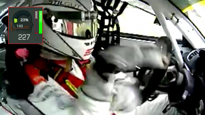 Takhle vypadá, když na Nordschleife dostanete smyk ve 227 km/h. A nezpanikaříte (video)