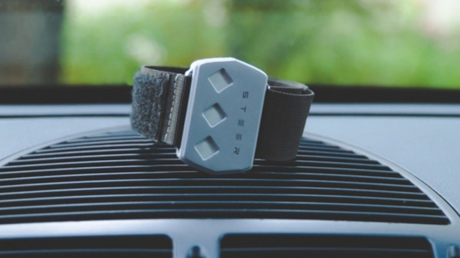 Tento vynález je chytřejší, než se zdá. Už s ním neusnete za volantem, nahradí i kávu