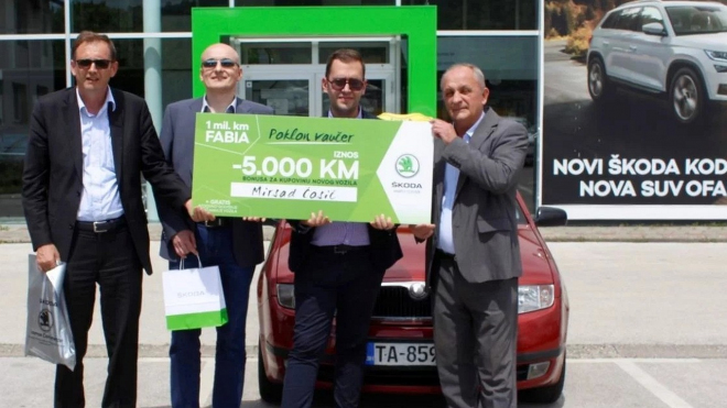 Škoda odměnila muže, který se svou Fabií najel 1 milion km, příliš štědrá ale nebyla