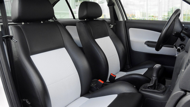 Nejvzácnější moderní Škoda může být vaše za čtvrtinu místních cen, je jich jen 100