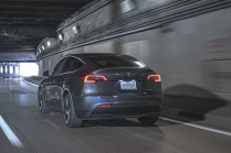 La conduite autonome de Tesla est pratiquement sans valeur lors de la vente de voitures d'occasion, les propriétaires perdent des centaines de milliers - 2 - Tesla Model Y 2021 Advisory Kit 06