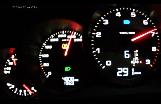 Vyzkoušeli jsme Porsche 911 991 Carrera 4S, do 250 km/h zrychluje skvěle, pak... (video)