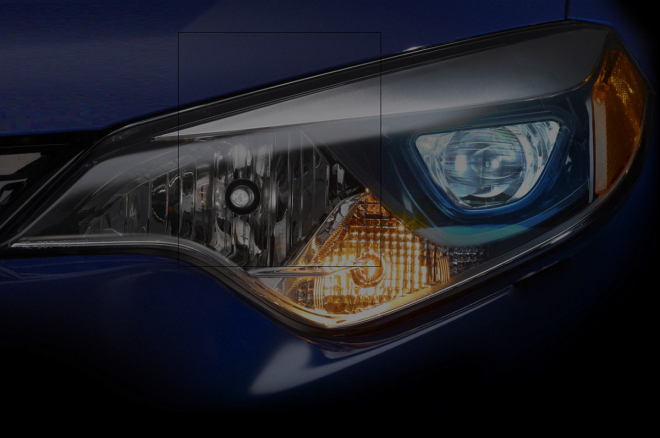 Toyota Corolla 2014: třetí sada upoutávek odhaluje LED-světla, rádio a kolo