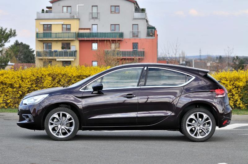 Ситроен дс4. Ситроен дс 4 белый жемчуг. Citroen ds4 2012. Citroen ds4 2015. Пежо дс4.