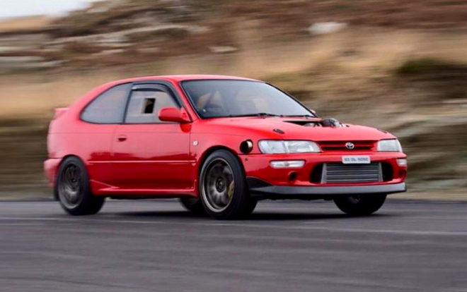 Toyota Corolla s 939 k a 4x4 je dokonalý japonský spáč