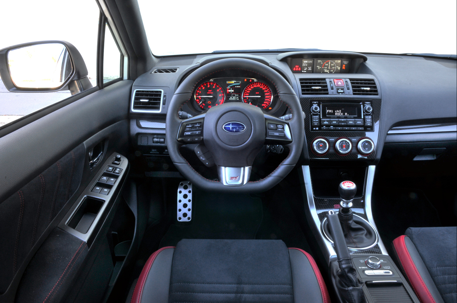 Test Audi S3 Sedan Vs Subaru Wrx Sti 15 Agent 007 Vyzval Bestii 2 Autoforum Cz