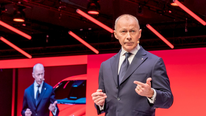 Britské automobilky neví, kudy kam, nový šéf chce odpískat auto, které je stálo už stamiliony