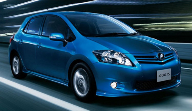 Toyota Auris facelift: malá-velká vylepšení pro rok 2010