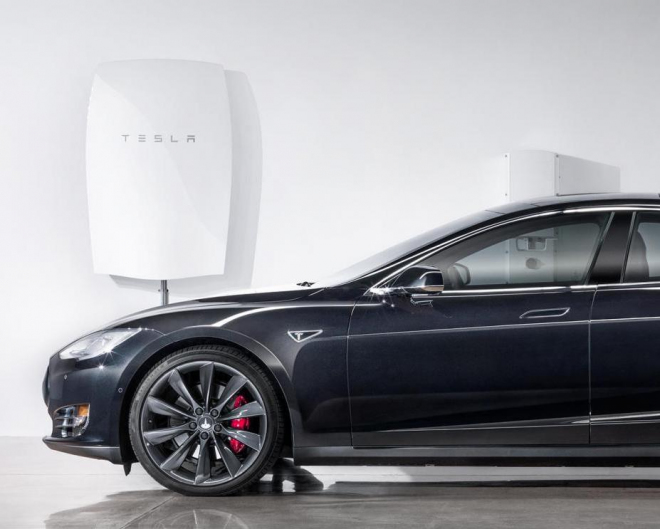 Tesla Powerwall: novinka Tesly je baterie pro domácnost, nabíjet ji lze sluncem