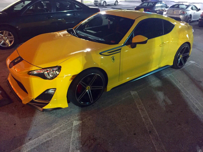 Ferrari FR-S: jako by Toyobaru neprocházelo krizí identity samo o sobě (foto)