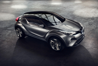 Toyota C-HR 2015: nová evoluce konceptu má výrazně blíže realitě