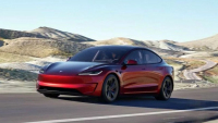 Tesla zlevnila nový Model 3 už na 1 milion Kč. Výsledky má i proto mizerné, v Evropě už propouští stálé zaměstnance