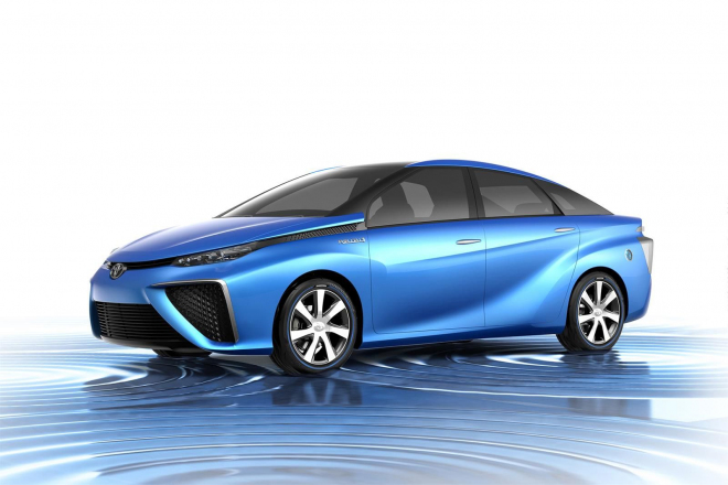 Toyota FCV Concept: Prius budoucnosti sází na vodíkové palivové články