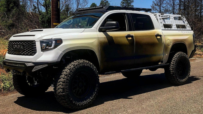 Zdravotník, který při záchraně lidí upekl své auto a dostal nové, dal příběhu korunu