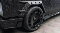 Mansory se znovu vyřádilo na Tesle Cybertruck. Asi má pocit, že napoprvé nezašlo dost daleko