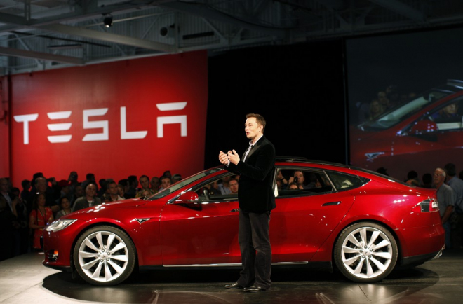 Tesla Motors v zisku? Jen na úkor jiných, vděčí za něj prodeji „emisních povolenek”