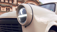 Úpravce luxusních aut si vzal do parády Trabant, změnil jej téměř k nepoznání