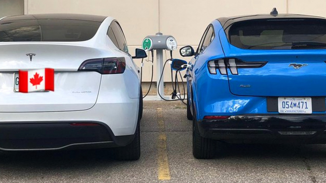 Tesla Model Y se poprvé setkala se svým největším soupeřem, vizuálně je to jasná věc