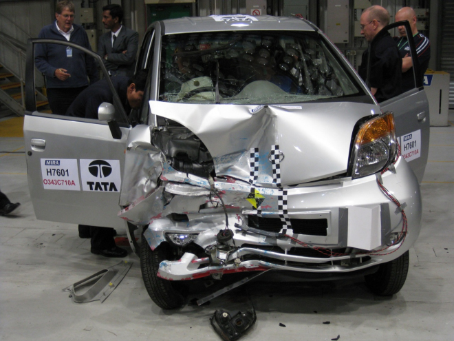 Tata Nano prošla „evropskými” crashtesty. Úspěšně