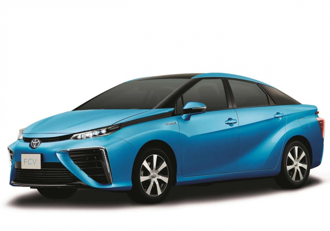 Toyota FCV 2015: produkční verze odhalena, do prodeje půjde až za rok