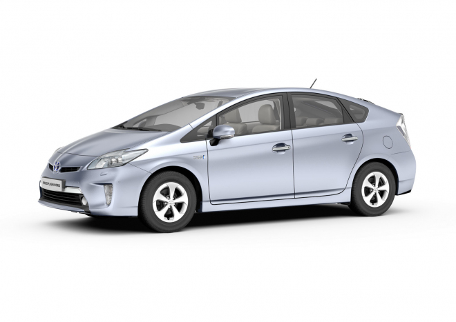 Toyota Prius Plug-in Hybrid: vylhaná spotřeba 2,2 l na 100 km již ve Frankfurtu
