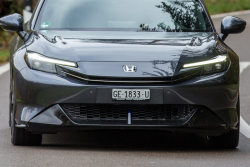 Zákazník nechal u dealera za moderní marnost protiúčtem legendární model. Od lidí schytal takovou bídu, že už se tím Honda radši nechlubí