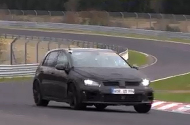 VW Golf VII R 2014: aspirant na 300 koní brousí asfalt na Nordschleife (video)