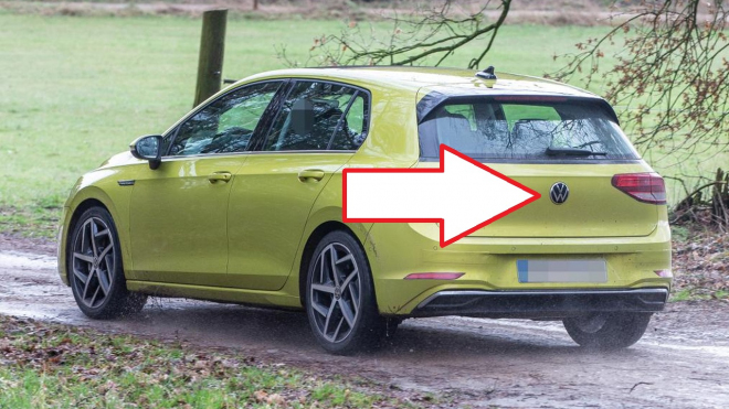 Na prototypech Golfu VIII se poprvé objevilo nové logo VW, skoro nikdo si toho nevšiml