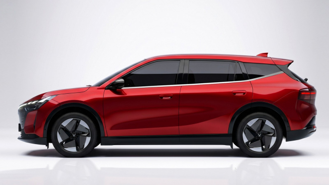 Automobilový propadák vietnamského nudlového miliardáře se ukázal v novém, působí přece jen líp