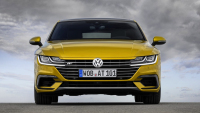 Končicí VW Arteon u Čechů překvapivě pořád boduje, v bazarech ho koupíte levně přes minimum problémů
