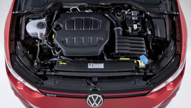 Známe všechny důležité parametry nových Volkswagenů Golf GTI, GTD a GTE