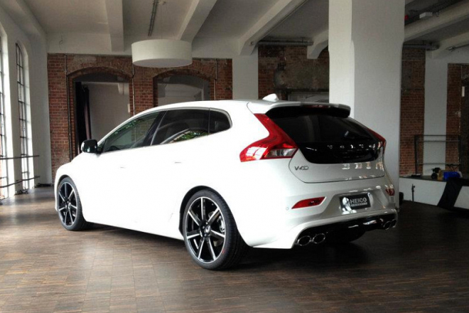 Volvo V40 2012 Heico Sportiv: dalších pár fotek vyladěné V40