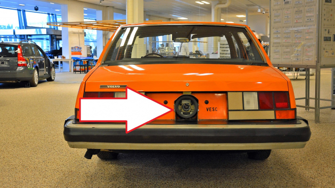 Jak Volvo začínalo s bezpečností svých aut? Byla u toho i tahle úsměvná věc