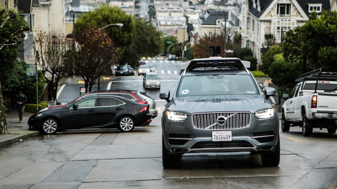 Uber testuje svůj pokročilý autopilot proti vůli úřadů. Za vším hledejte Teslu