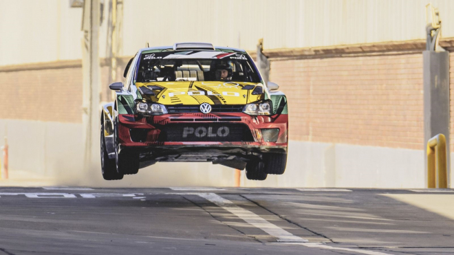 VW se pokusil vylepšit svůj obraz obšlehnutím slavné Gymkhany, dosáhl ale přesného opaku toho, o co dnes usiluje