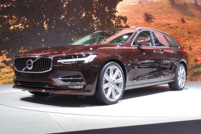 Volvo S90 a V90 mají první české ceny, pod 1 milion Kč nekoupíte kombi ani sedan