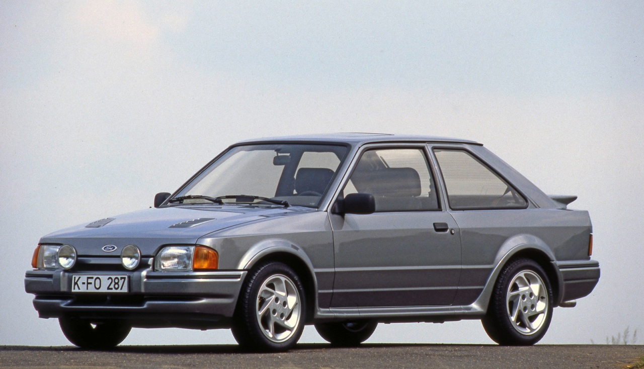 30 Fordu Rs Pohromade Od P7 Rs Po Nejnovejsi Focus Rs Autoforum Cz