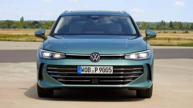 Nový VW Passat se ukázal i jako sedan, který jsme vůbec neměli dostat a asi ani nedostaneme