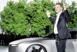 Šéf Audi říká, že nová A4 nakonec bude. A co od ní máme čekat. Firma zmastí snad vše, co zmastit půjde