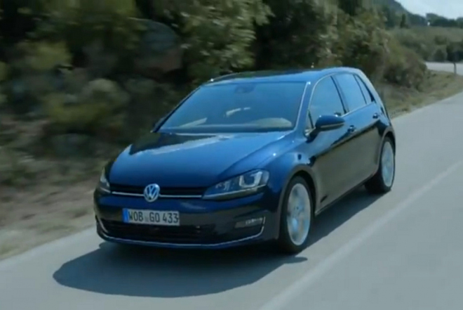 VW Golf VII na nových videích ze Sardínie, konečně i jízdních