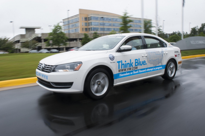 VW Passat TDI získal zápis do Guinnessovky, je prý nejúspornější v Americe