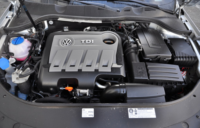 Volkswagen Passat 2014 přijde s dieselem 2,0 BiTDI o výkonu přes 200 koní